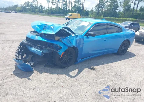 2016 Dodge Charger Sxt z USA, uszkodzony, nr VIN 2C3CDXHG3GH169483